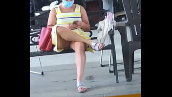 Milf chinesisch upskirt